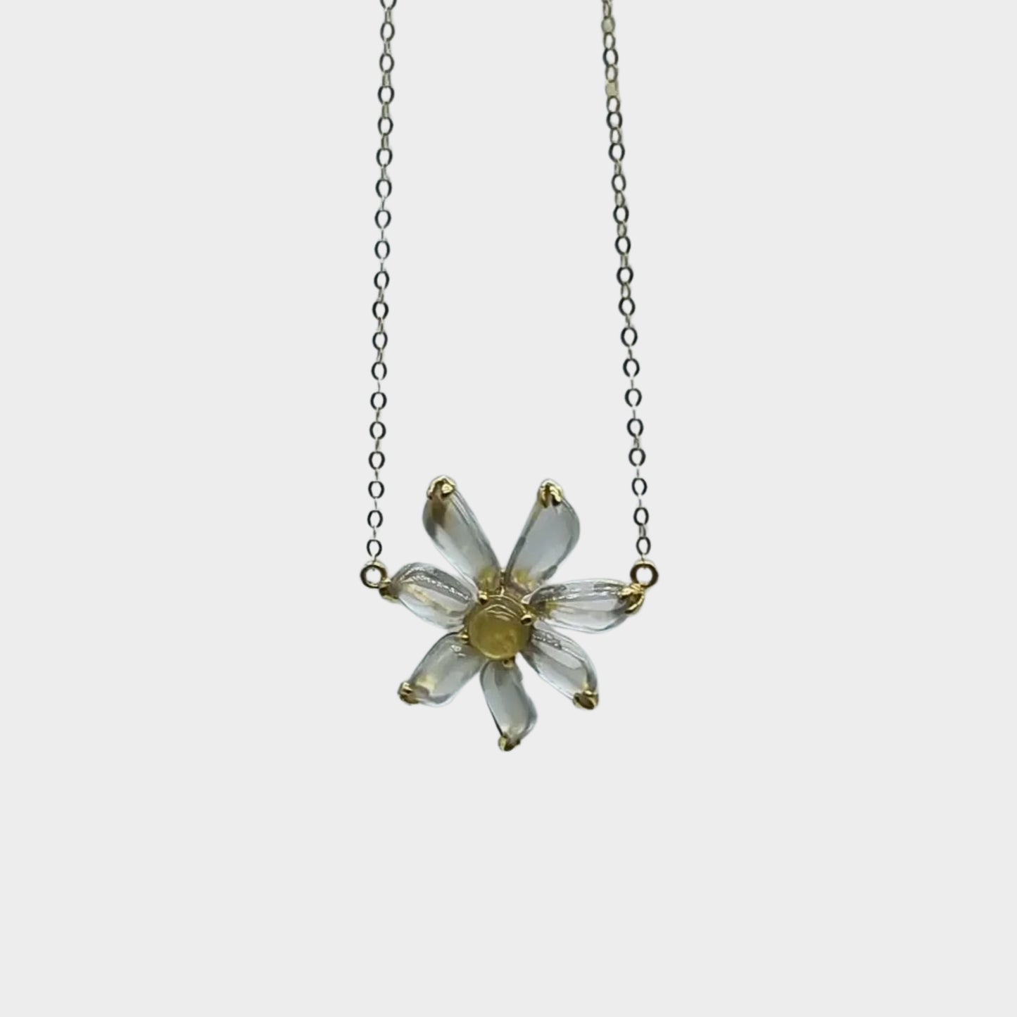 Jadeite Jade "Daisy Flower" Necklace in Yellow Gold