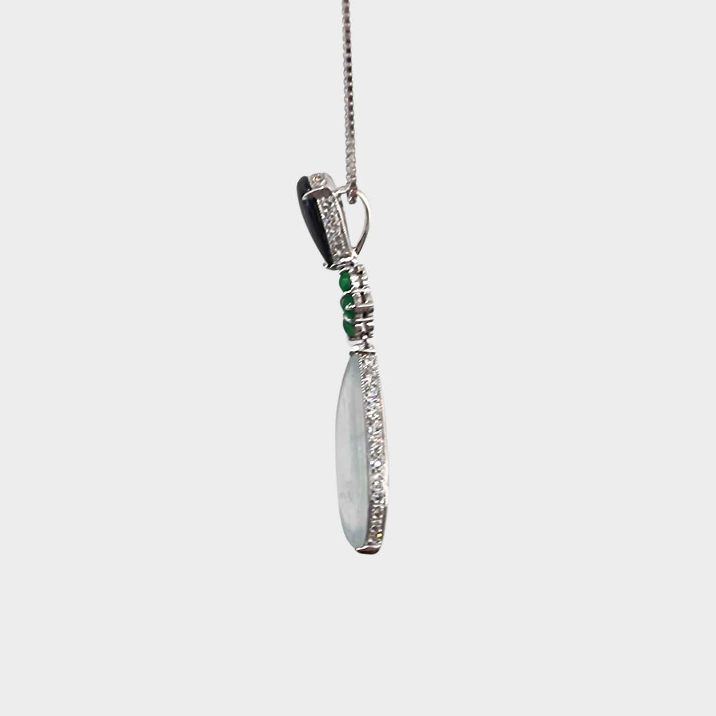 Jadeite Jade Pendant in White Gold with Diamonds