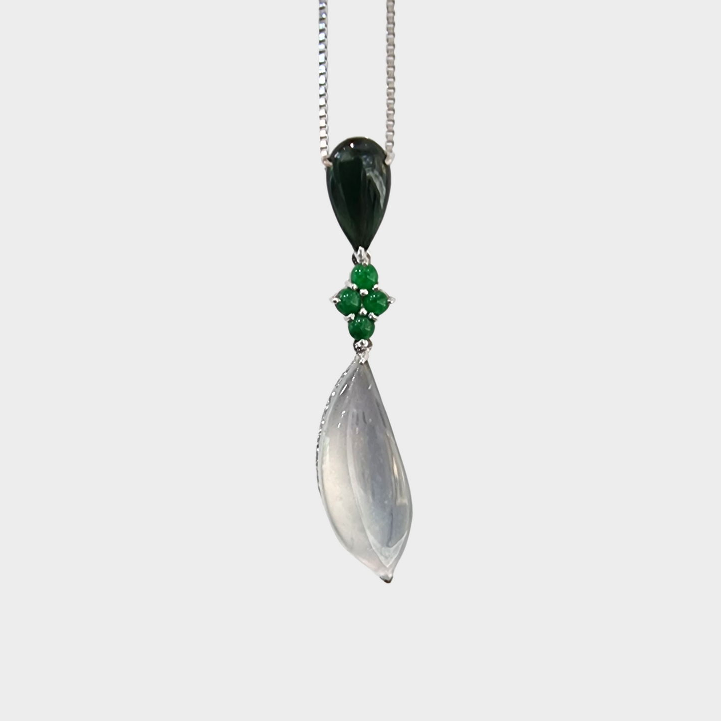 Jadeite Jade Pendant in White Gold with Diamonds