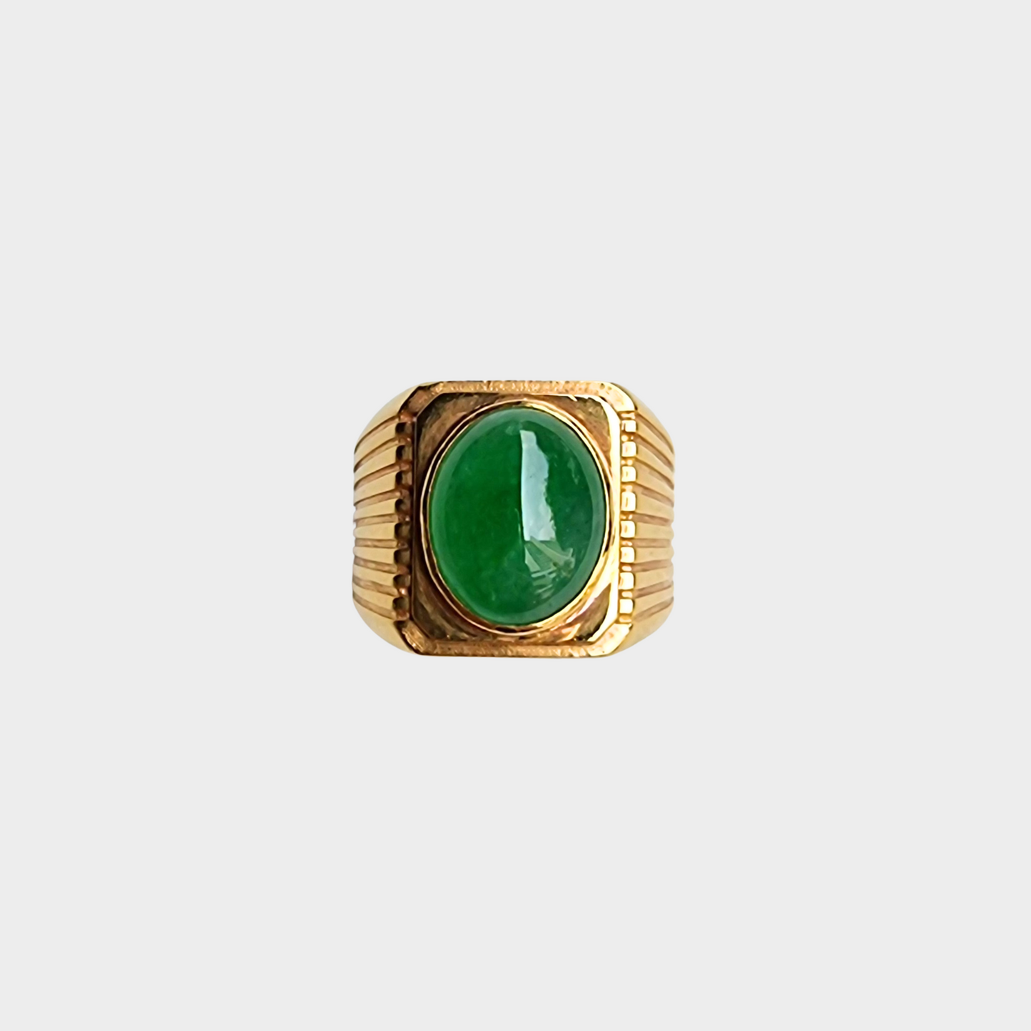 Jadeite Jade Cabochon Ring in Yellow Gold