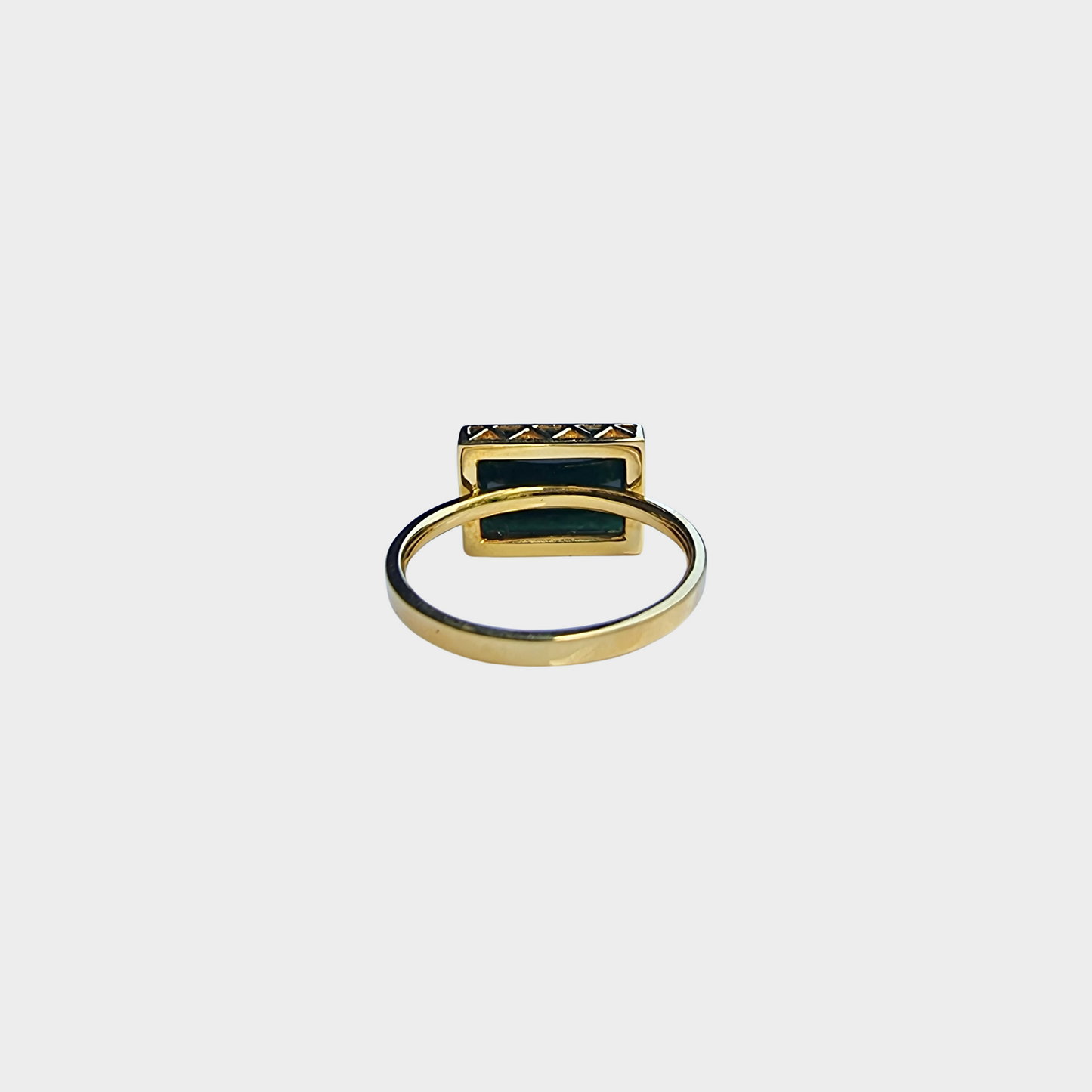 Omphacite Jadeite Jade Ring in Yellow Gold